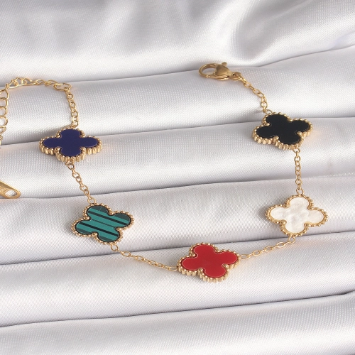 316L Çelik Gold Renk Mix Renkli Yonca Model Kadın Bileklik