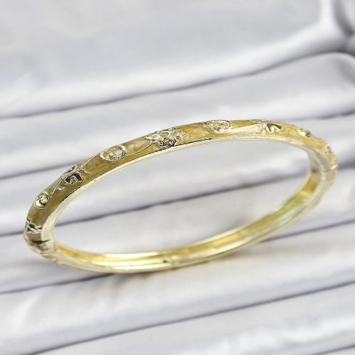 Mineli Gold Pirinç Sarı Renk Motifli Kadın Kelepçe