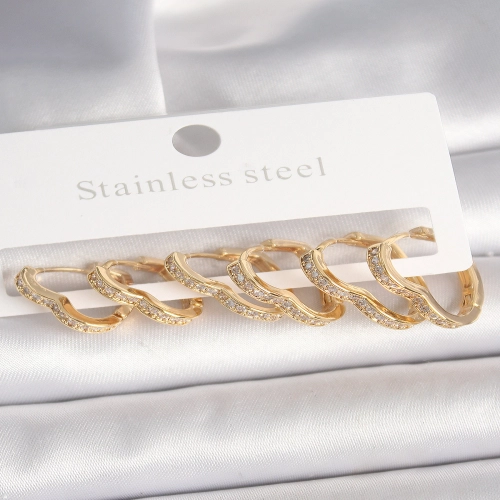 Pirinç Gold Renk Zirkon Taşlı 3 Çift Kalp Model Kadın Küpe
