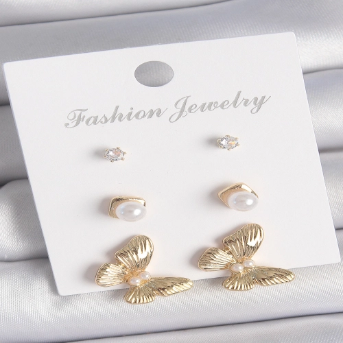 Pirinç Gold Renk Zirkon Taşlı İncili Kelebek Model 3 Çift Kadın Küpe Seti