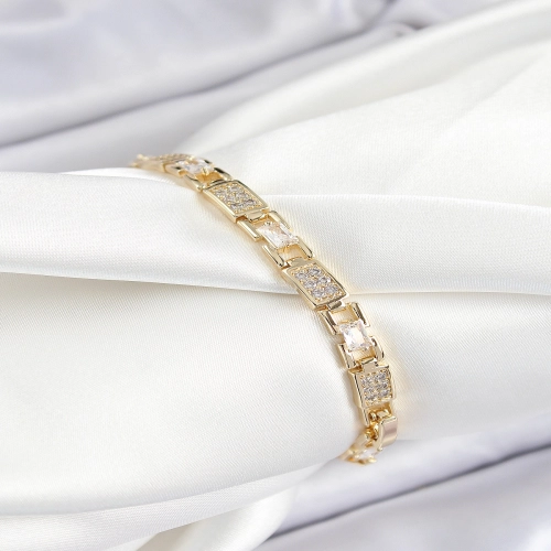Pirinç Zincir Model Zirkon Taşlı Gold Renk VİP Seri Kadın Bileklik