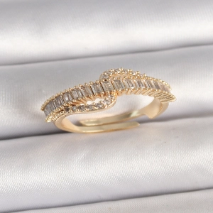 Pirinç Gold Renk Su Yolu Zirkon Taşlı Ayarlanabilir Model Kadın Yüzük